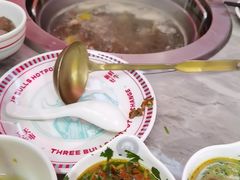-三头牛·潮汕牛肉生蚝火锅 (夏湾店)