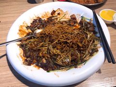 大盘牛肉干炸酱面-炒码先生·韩餐炸鸡披萨(西塔店)
