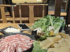 -呷哺呷哺(万达新世界店)