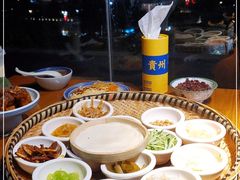 -包整·丝娃娃(一览甲秀楼风景店)