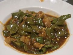 五花肉焖豆角-关东小磨东北菜(漕河泾印象城店)
