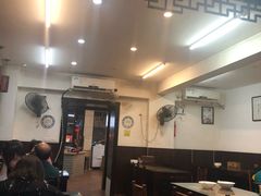 大堂-长人馄饨铺(解放街店)