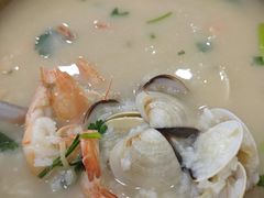 -粤盛海鲜平价店(洛溪食街店)