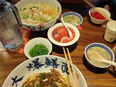 -李犟大爆鳝面·手工蟹黄包(湖滨西湖店)