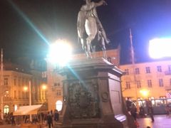 -耶拉契奇总督广场