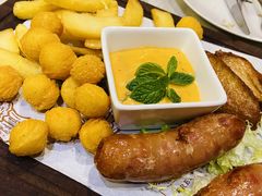 -YUE·6·西式融合餐厅(外滩六号店)