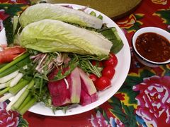 -闯关东东北农家菜(崂山石老人店)