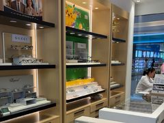 -博士眼镜(罗湖喜荟城店)