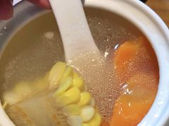 例汤-隔壁老王·家常云南菜(花巷店)