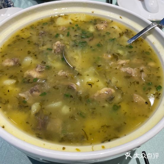 鸿星海港海鲜店