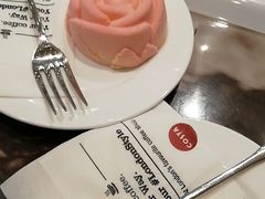 红玫瑰树莓酸奶芝士蛋糕-COSTA COFFEE(西直门店)