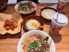 -周小波重庆小面·重庆名小吃(邹容路店)
