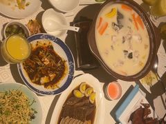 -顺峰海鲜酒楼(省府店)