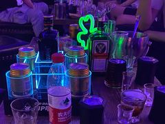-UP嘻哈酒吧(粉巢店)