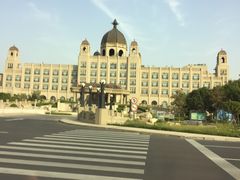 -盛泰恐龙谷温泉