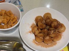 -小鱼小牛(世欧广场店)