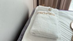 -蕾蕾美颜美容美体