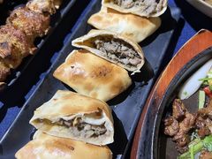 -伊带伊路新疆美食府(呼家楼店)
