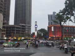 -华西坝(地铁站)