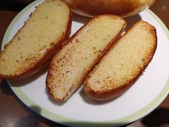蒜香面包-萨莉亚意式餐厅(百联青浦购物中心店)