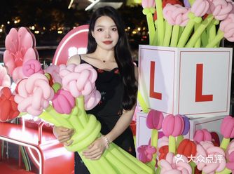 肯家有囍在珠江游船度过甜蜜520