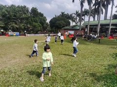 -侯臣咖啡文化村