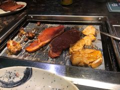 -阪尚皇·原切牛排·烤肉火锅自助(北京路店)