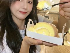 -顶东面包花园·生日蛋糕(世博店)