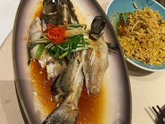 -八府香鸭·啫啫煲(华山路店)