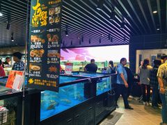 -胖东来生活广场(健康路店)