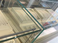-玉凡奢侈品黄金回收