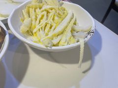 -德林酸菜鱼火锅(南丹店)