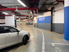 -梅赛德斯奔驰文化中心·停车场