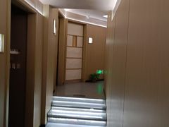 -耳湾躺式采耳SPA馆(保利五月花店)