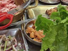 -围炉肉舍•炭烤活鳗•丹东海鲜烤肉(步行街店)