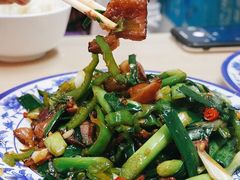大蒜腊肉-汉时湘菜