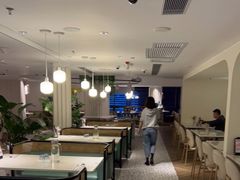大堂-必胜客(海滨店)