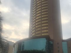 -深圳君逸国际酒店(龙岗横岗塘坑地铁站店)