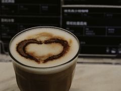 熔岩澳白-Peet's Coffee皮爷咖啡(大学路店)