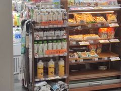 -全家便利店(宜山路站店)