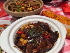 -辣小鲜·南昌大排档(船山路店)