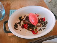 Must&nbsp;have&nbsp;chocolate-植物园哈利亚餐厅