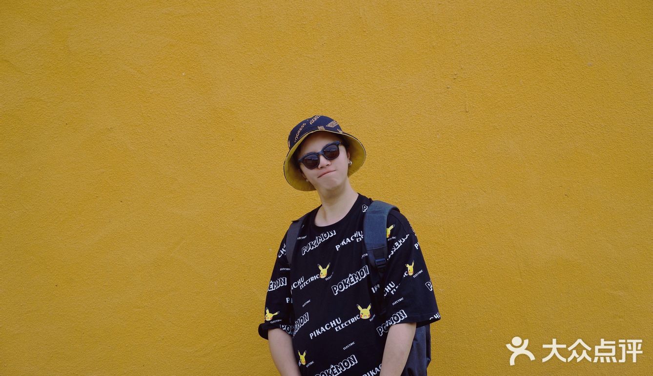 一座高大华丽建筑的寺庙