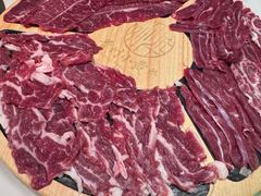 -刘少华贵州小黄牛·鲜牛肉火锅(总店)
