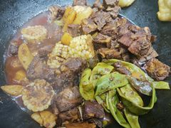 -缘福乡村铁锅炖民宿(八达岭店)