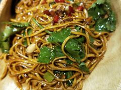 -洞庭土菜小炒馆(易发广场店)