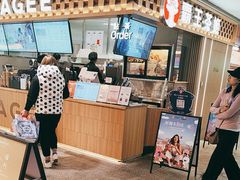 -霸王茶姬(上海静安大悦城店)