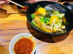 -万记麻辣烫国展总店