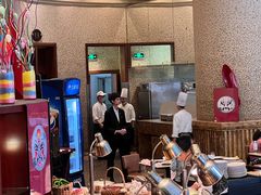 -怡聚轩全日制自助餐厅(大中华喜来登酒店)