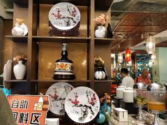 -梅园国际大酒店·自助餐厅(光明港店)